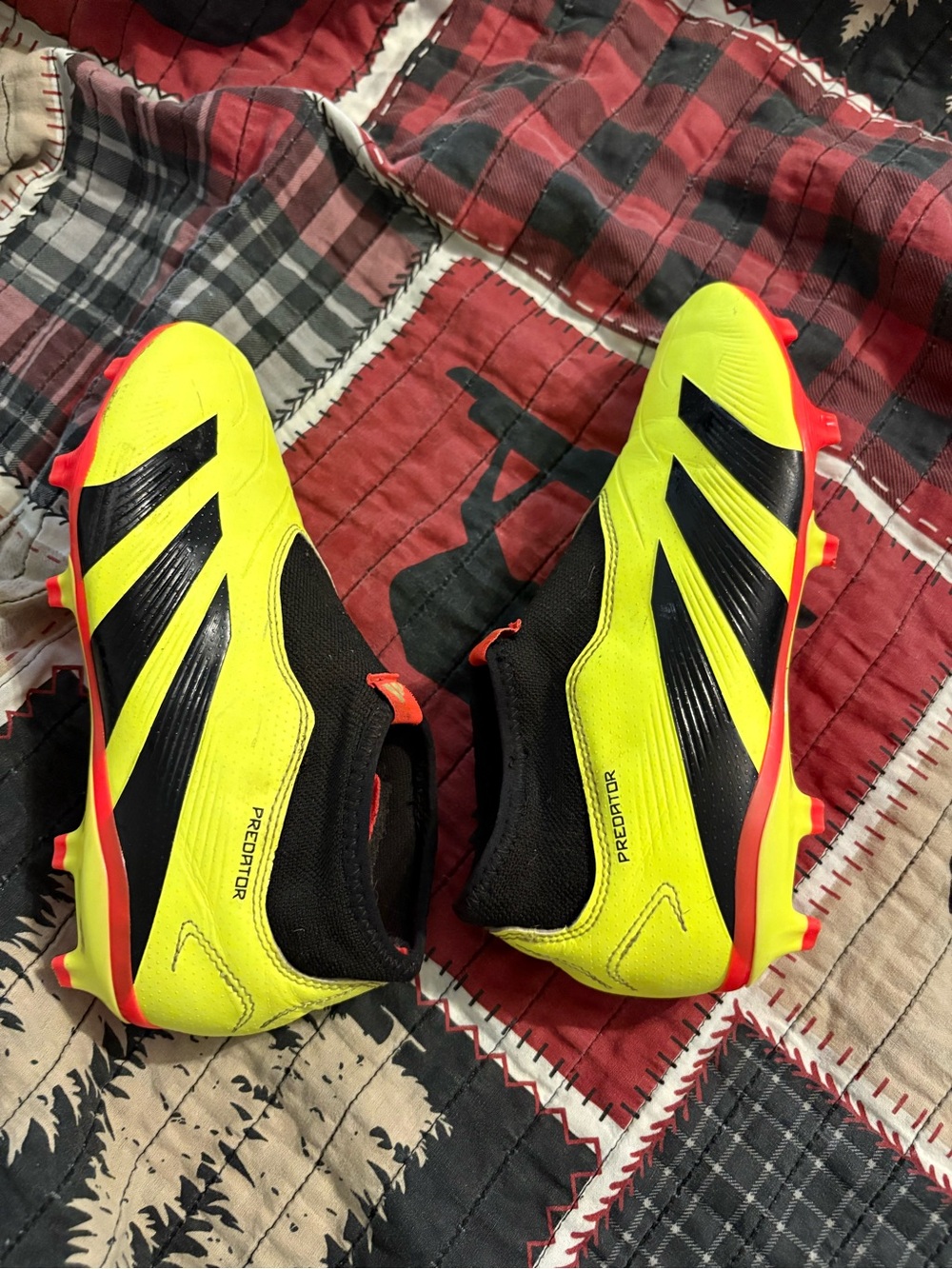 Predator Elite LL FG boys Soccer Cleats -